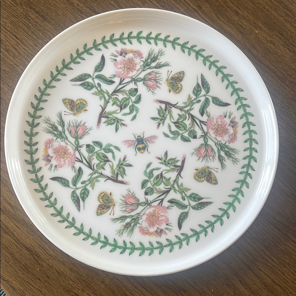 Susan Williams Ellis White and Green Botanical Dinnerware Plate